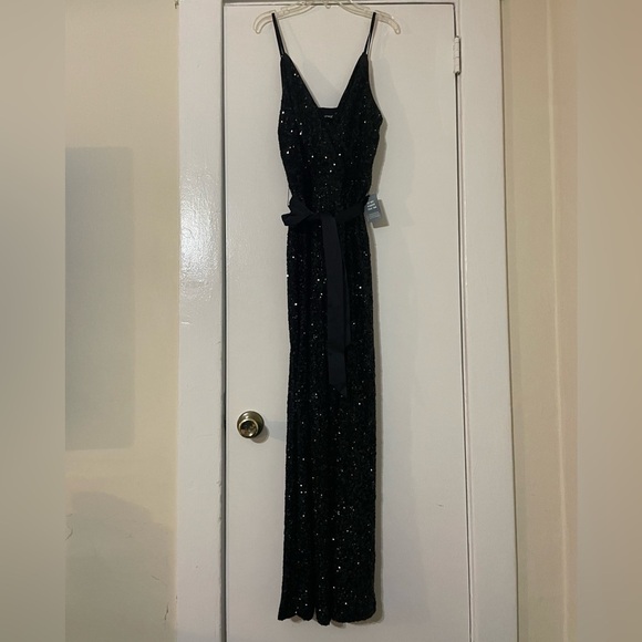 EXPRESS Sequin V-Neck Tie Waist Wide Leg Jumpsuit size Small NWT - Picture 2 of 13